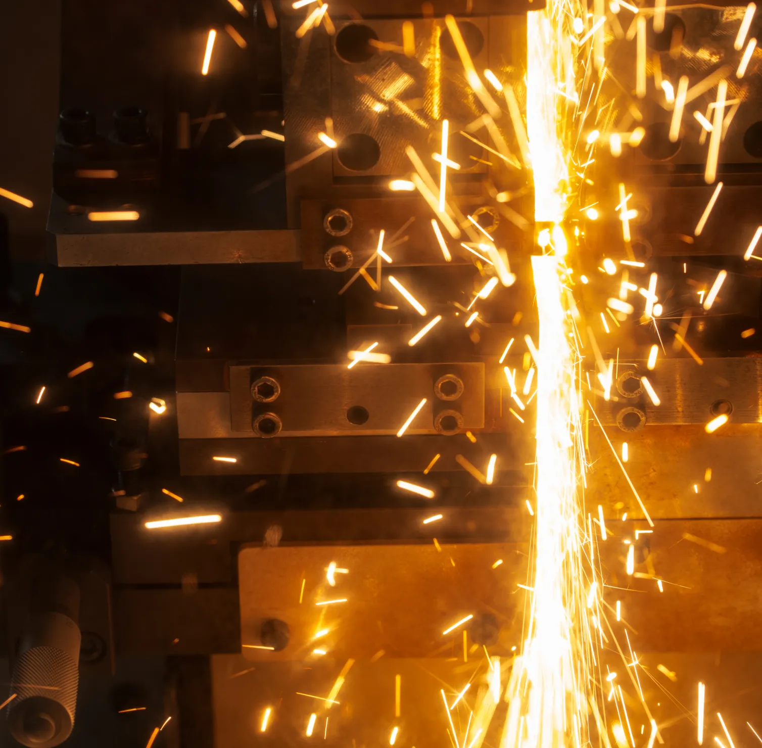 創業から続く、研究開発の熱意